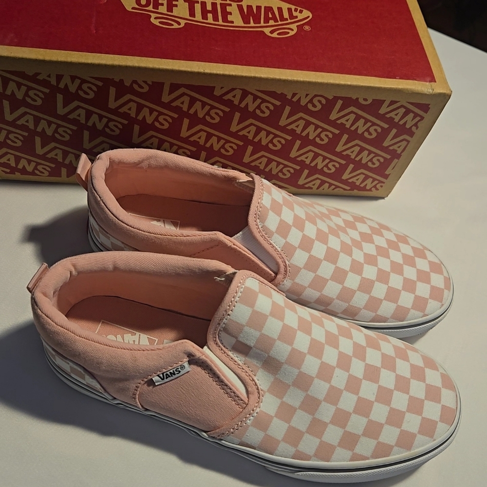 Vans Classic Slip-On Peach White Checkerboard Canvas Skate Shoesโ VN0A38F7U5P